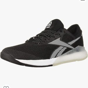 EUC Reebok Nano 9 - black and white